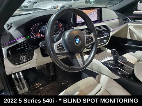 Used 2022 BMW 540i w/ M Sport Package RWD image 7