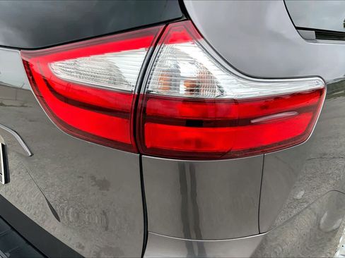 Used 2017 Toyota Sienna XLE FWD image 30