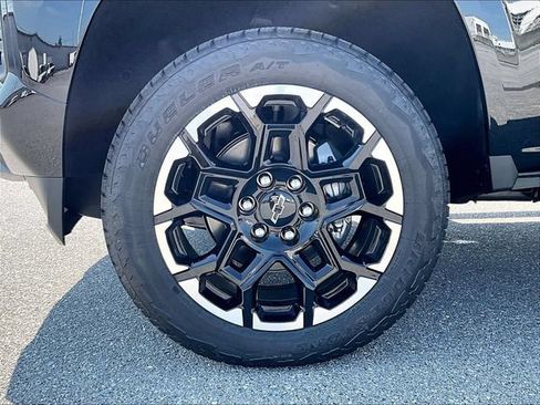 New 2026 Chevrolet Colorado Z71 w/ Technology Package AWD/4WD image 7