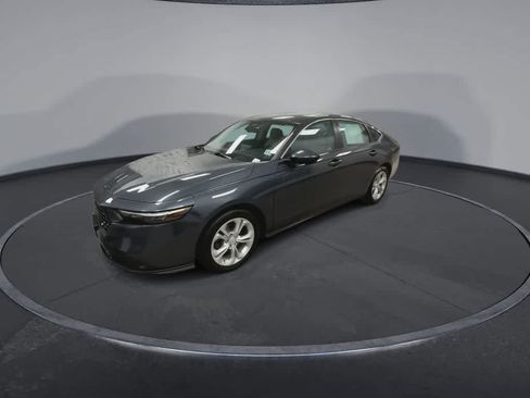 Used 2023 Honda Accord LX image 4