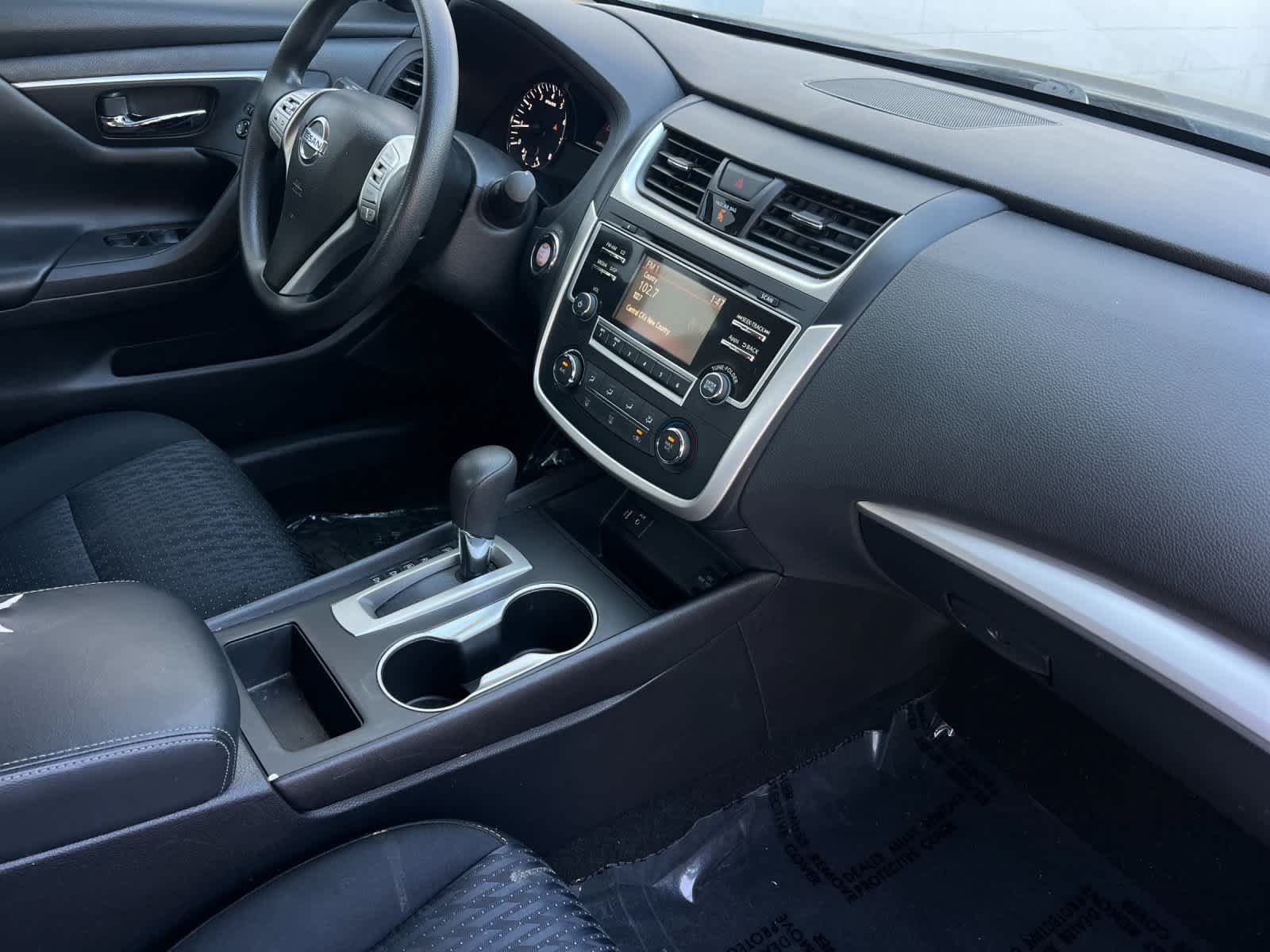 Used 2016 Nissan Altima 2.5 S w/ Power Driver Seat Package FWD image 16