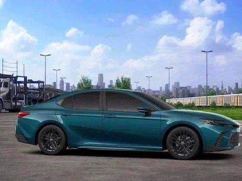 New 2026 Toyota Camry SE w/ Convenience Package AWD/4WD image 34