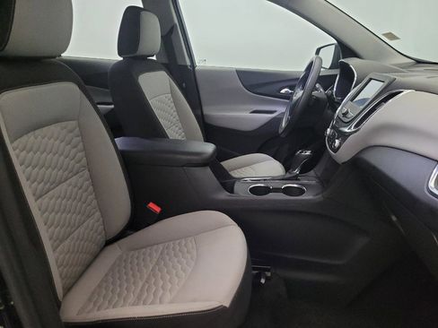 Used 2020 Chevrolet Equinox LS image 21