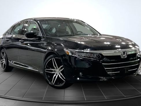 Used 2021 Honda Accord Touring image 13