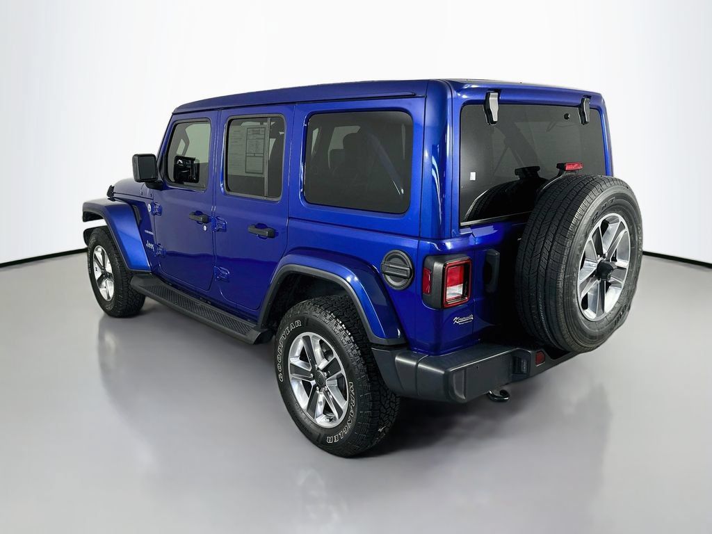 Used 2020 Jeep Wrangler Unlimited Sahara AWD/4WD image 5