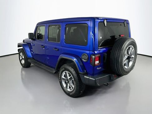 Used 2020 Jeep Wrangler Unlimited Sahara AWD/4WD image 5