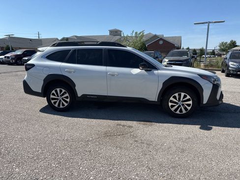Certified 2024 Subaru Outback Premium w/ Popular Package #1 AWD/4WD image 8