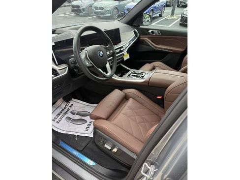 Used 2026 BMW X5 xDrive50e AWD/4WD image 6