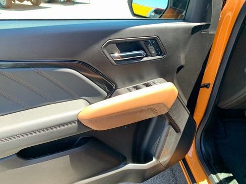 New 2026 GMC Canyon AT4 w/ AT4 Premium Package AWD/4WD image 15