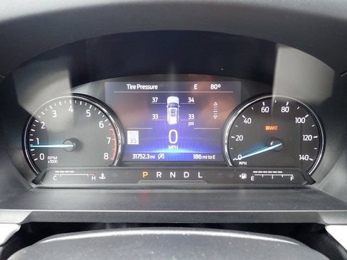 Used 2023 Ford Explorer XLT w/ Equipment Group 202A AWD/4WD image 30