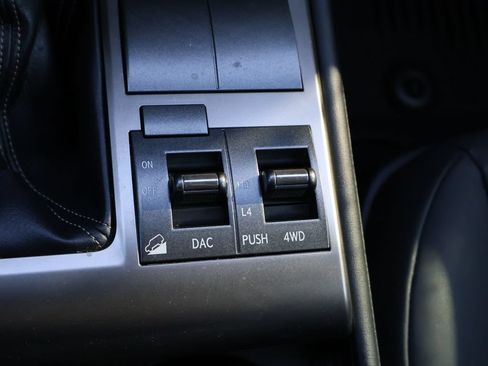 Used 2019 Lexus GX 460 Premium AWD/4WD image 25