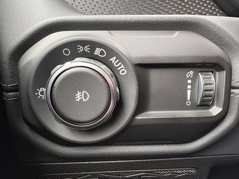 New 2026 Jeep Wrangler Unlimited Rubicon AWD/4WD image 2