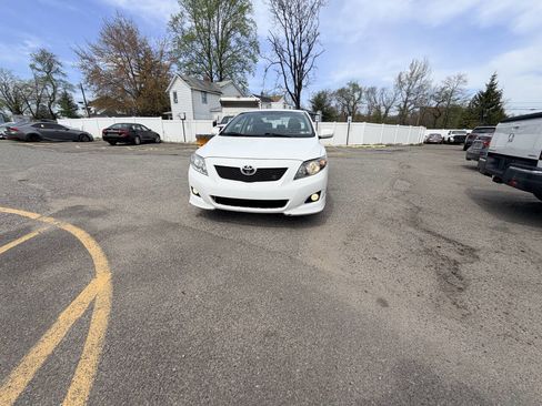Used 2009 Toyota Corolla S image 3