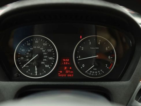 Used 2011 BMW X5 xDrive50i AWD/4WD image 22