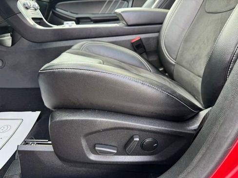Used 2024 Ford Edge ST w/ Equipment Group 401A AWD/4WD image 28