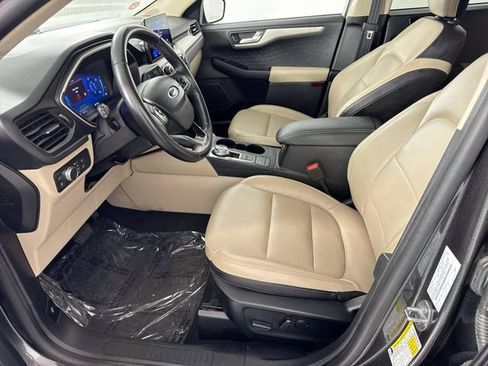 Used 2020 Ford Escape SE Sport AWD/4WD image 4