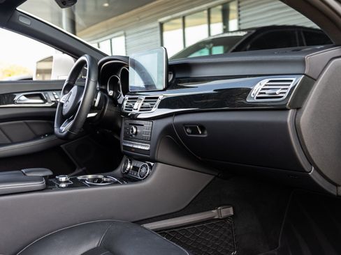 Used 2016 Mercedes-Benz CLS 400 image 39
