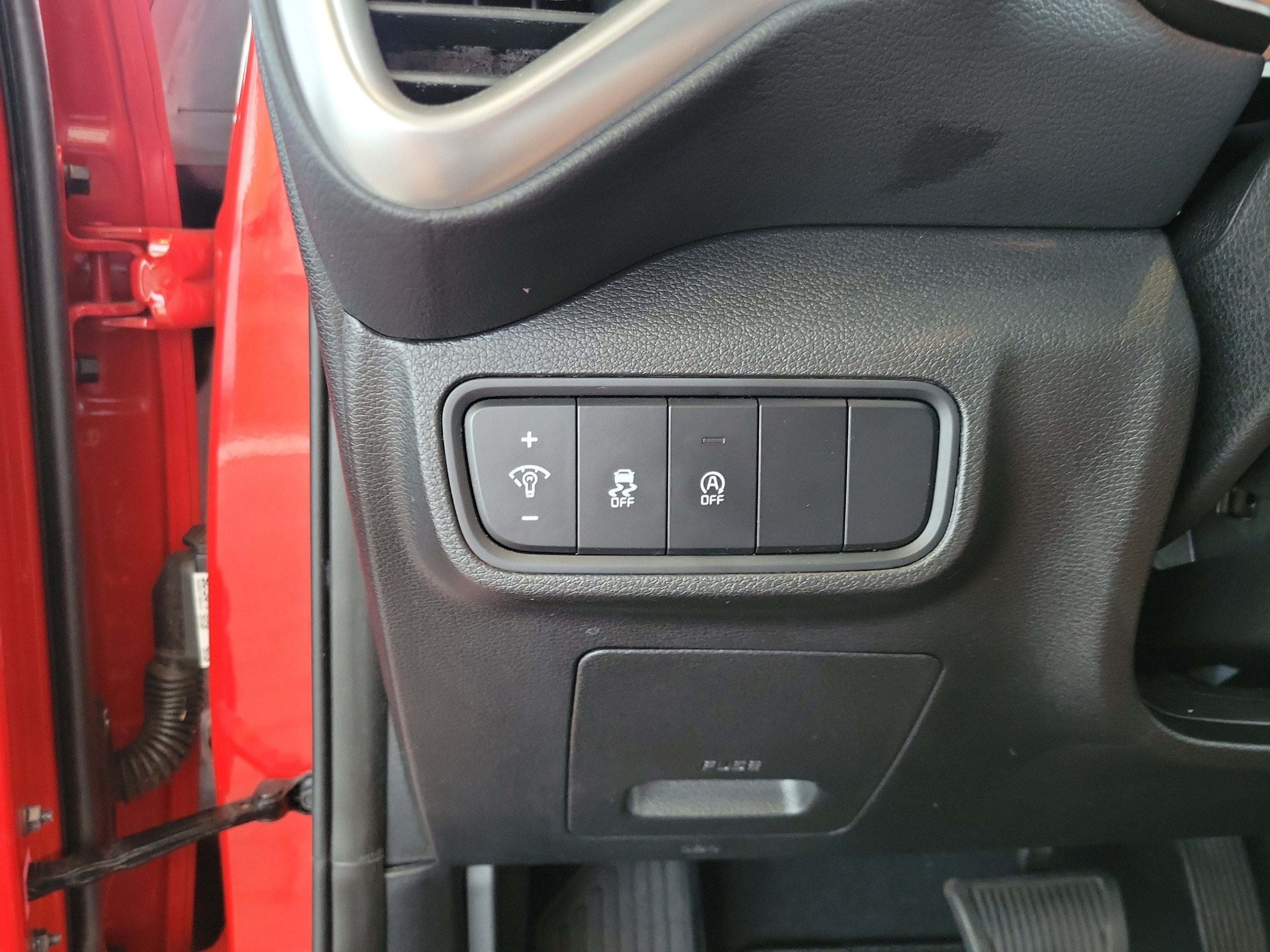 Used 2023 Kia Soul LX w/ Option Group 015 FWD image 12