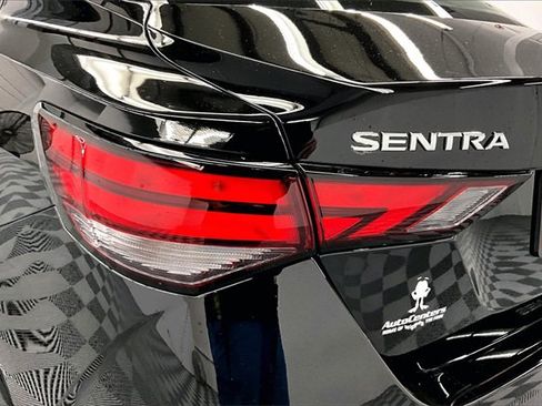 New 2025 Nissan Sentra SV w/ SV Premium Package image 18