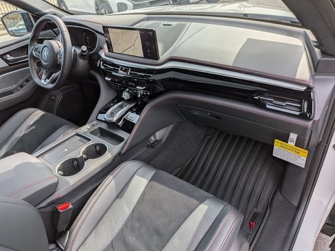Used 2025 Acura MDX A-Spec image 41