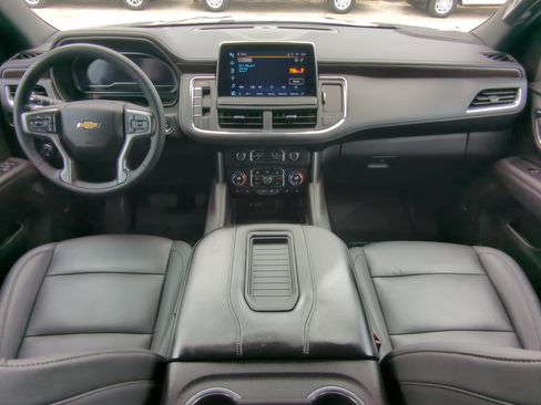 Used 2024 Chevrolet Tahoe LT w/ LT Signature Plus Package RWD image 13