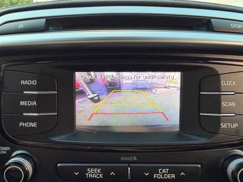 Used 2017 Kia Sorento AWD image 25