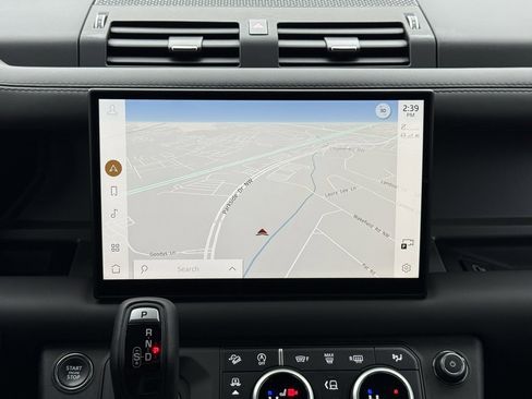Certified 2025 Land Rover Defender 130 V8 image 29