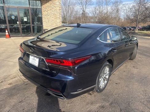 Used 2022 Lexus LS 500 AWD image 3