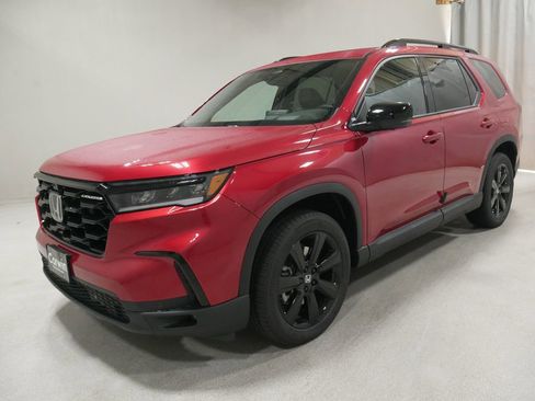 New 2025 Honda Pilot Black Edition image 3