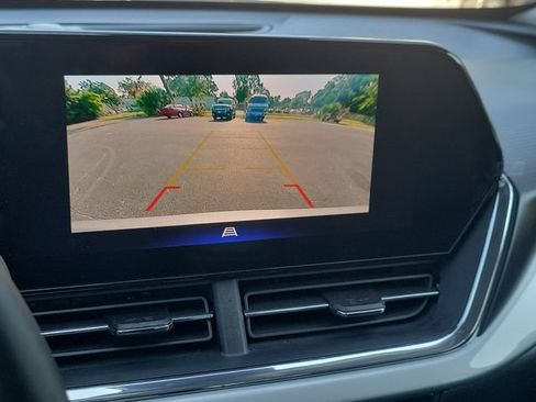 Certified 2026 Chevrolet Trax LT w/ Driver Confidence Package FWD image 23
