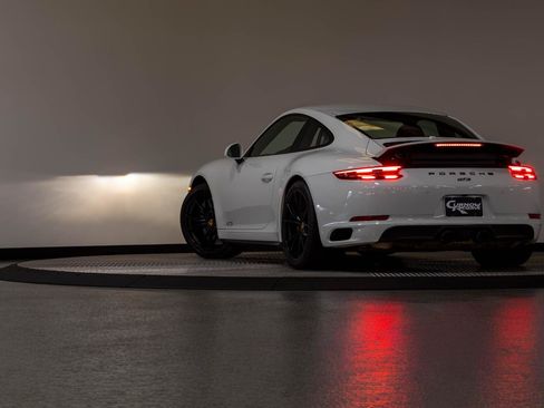 Used 2019 Porsche 911 Carrera GTS RWD image 24