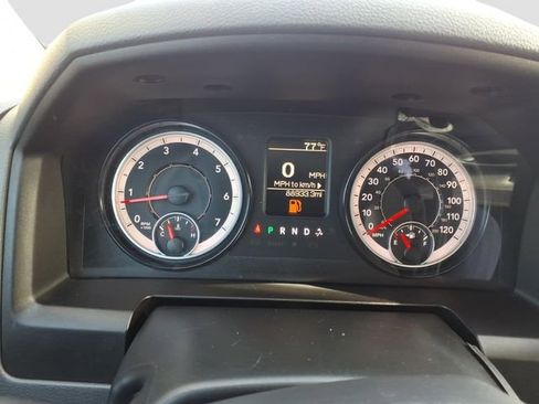 Used 2018 RAM 3500 Tradesman w/ Chrome Appearance Group image 28