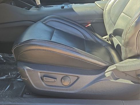 Used 2024 Ford Mustang Premium image 19