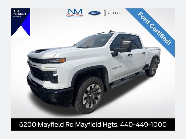 Used 2025 Chevrolet Silverado 2500 Custom w/ Custom Value Package AWD/4WD image 1