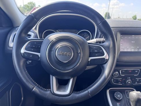 Used 2019 Jeep Compass Latitude AWD/4WD image 20