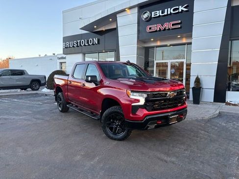 Used 2024 Chevrolet Silverado 1500 LT Trail Boss w/ Protection Package image 2