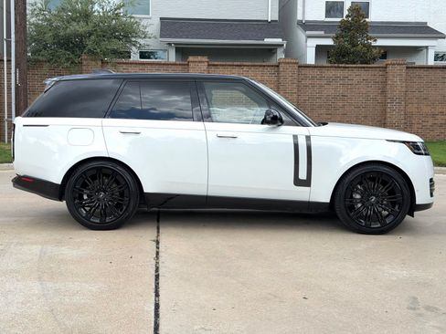 Used 2022 Land Rover Range Rover SE AWD/4WD image 12