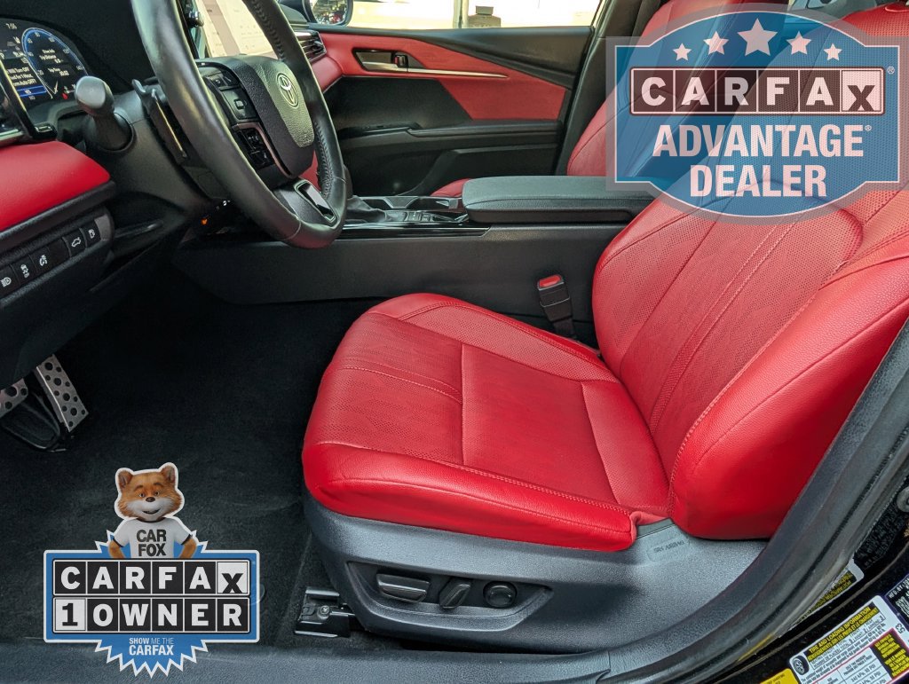 Used 2025 Toyota Camry XSE FWD image 13
