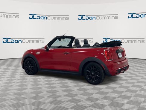 Used 2019 MINI Cooper S w/ Signature Upholstery Package FWD image 6