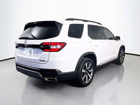 Used 2024 Honda Pilot Touring image 24