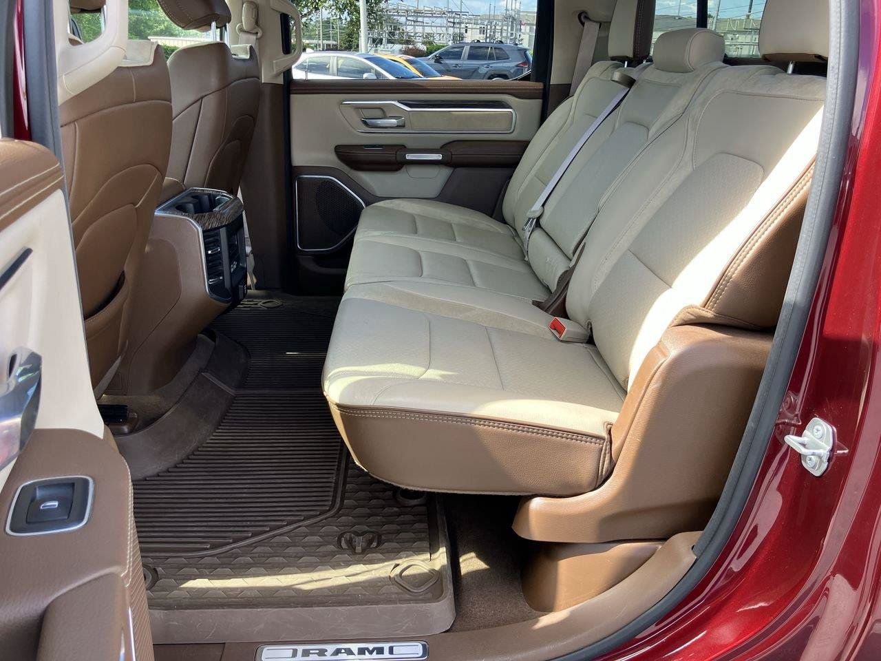 Used 2020 RAM 1500 Laramie AWD/4WD image 30