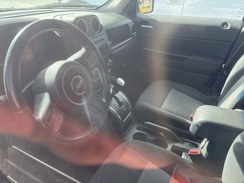 Used 2011 Jeep Patriot Latitude image 8