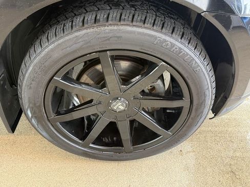 Used 2014 Cadillac SRX Luxury w/ Driver Awareness Package FWD image 6