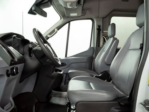 Used 2018 Ford Transit 350 XL image 10