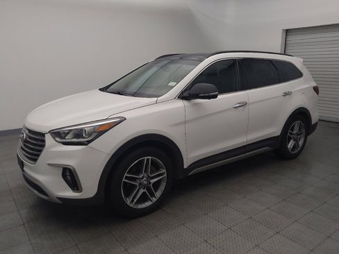 Used 2018 Hyundai Santa Fe Limited image 2