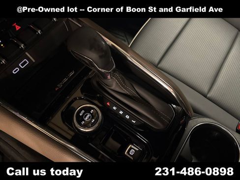 Used 2026 GMC Canyon Denali AWD/4WD image 25