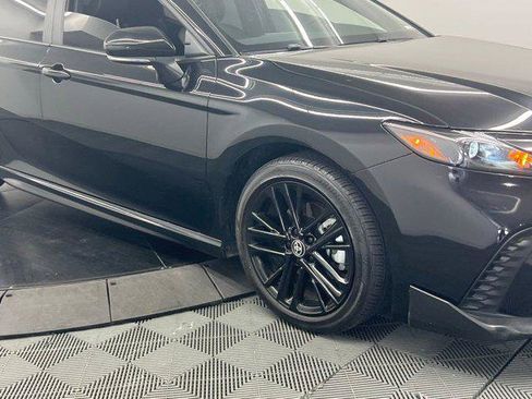 Certified 2025 Toyota Camry SE image 6