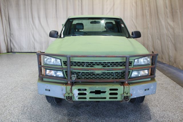 Used 2006 Chevrolet Silverado 2500 W/T w/ Heavy-Duty Power Package AWD/4WD image 7