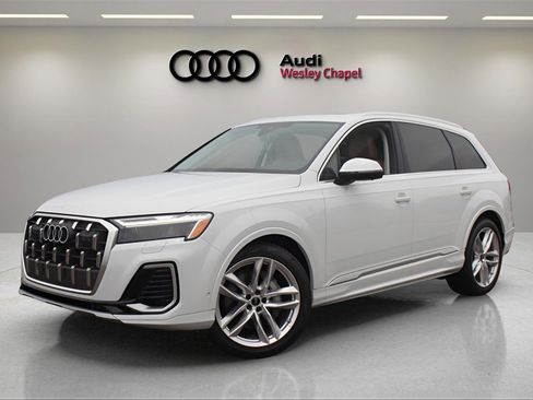 New 2025 Audi Q7 3.0T Premium Plus image 1
