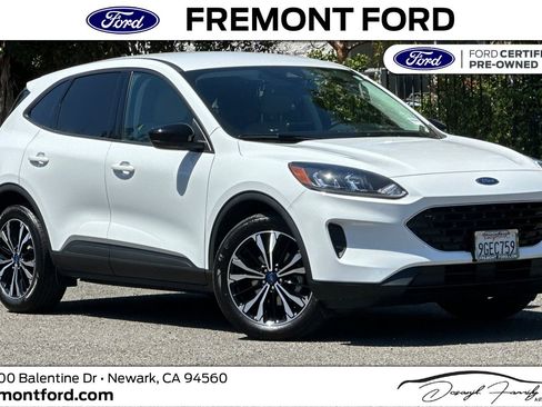 Certified 2022 Ford Escape SE w/ SE Sport Appearance Package FWD image 1